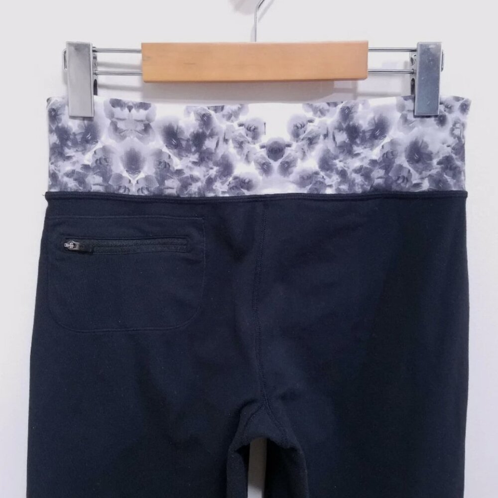 Lululemon Black Roses Print Crop Leggings 6 Small Woman's Pants Capri Flower - Picture 7 of 7